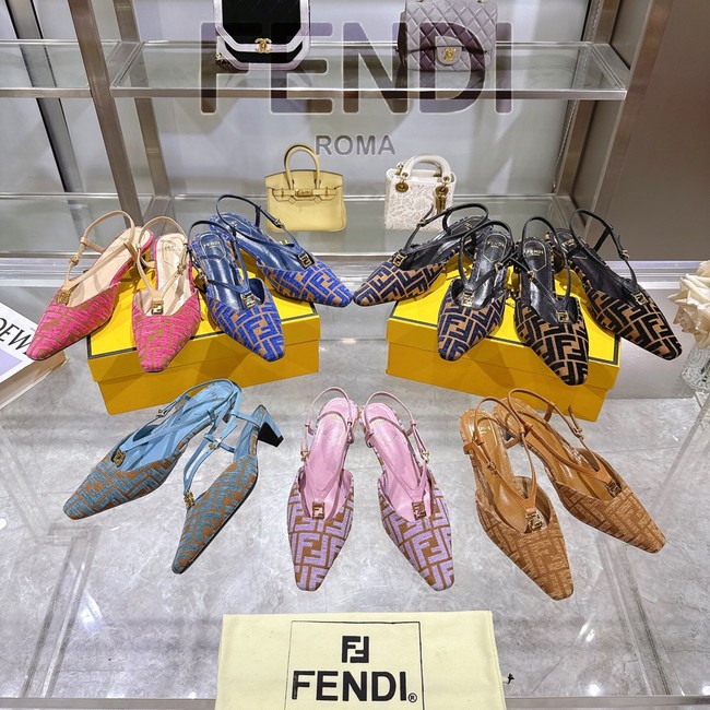 Fendi WOMENS SANDAL 44867-7