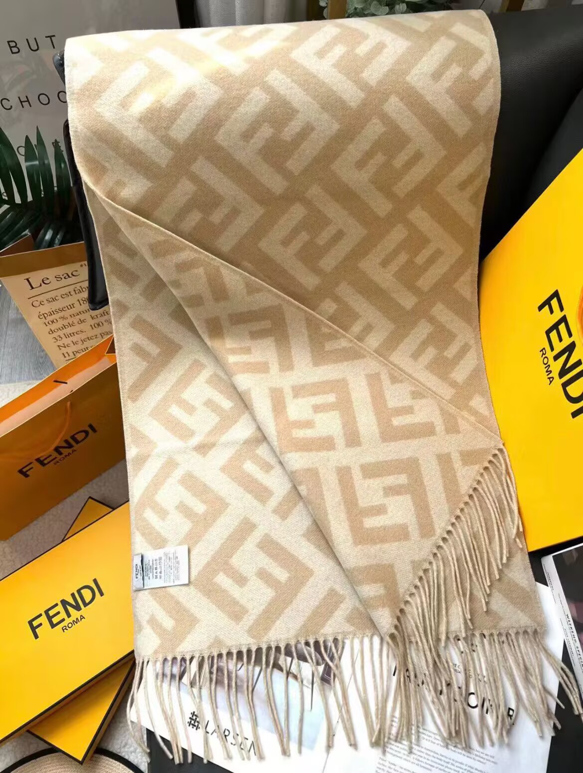 Fendi Scarf FDC35901