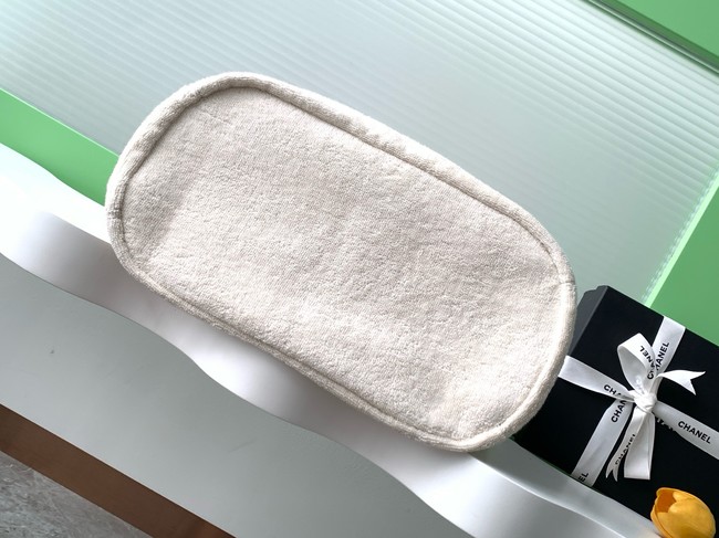 CHANEL Shopping Bag A7566 white