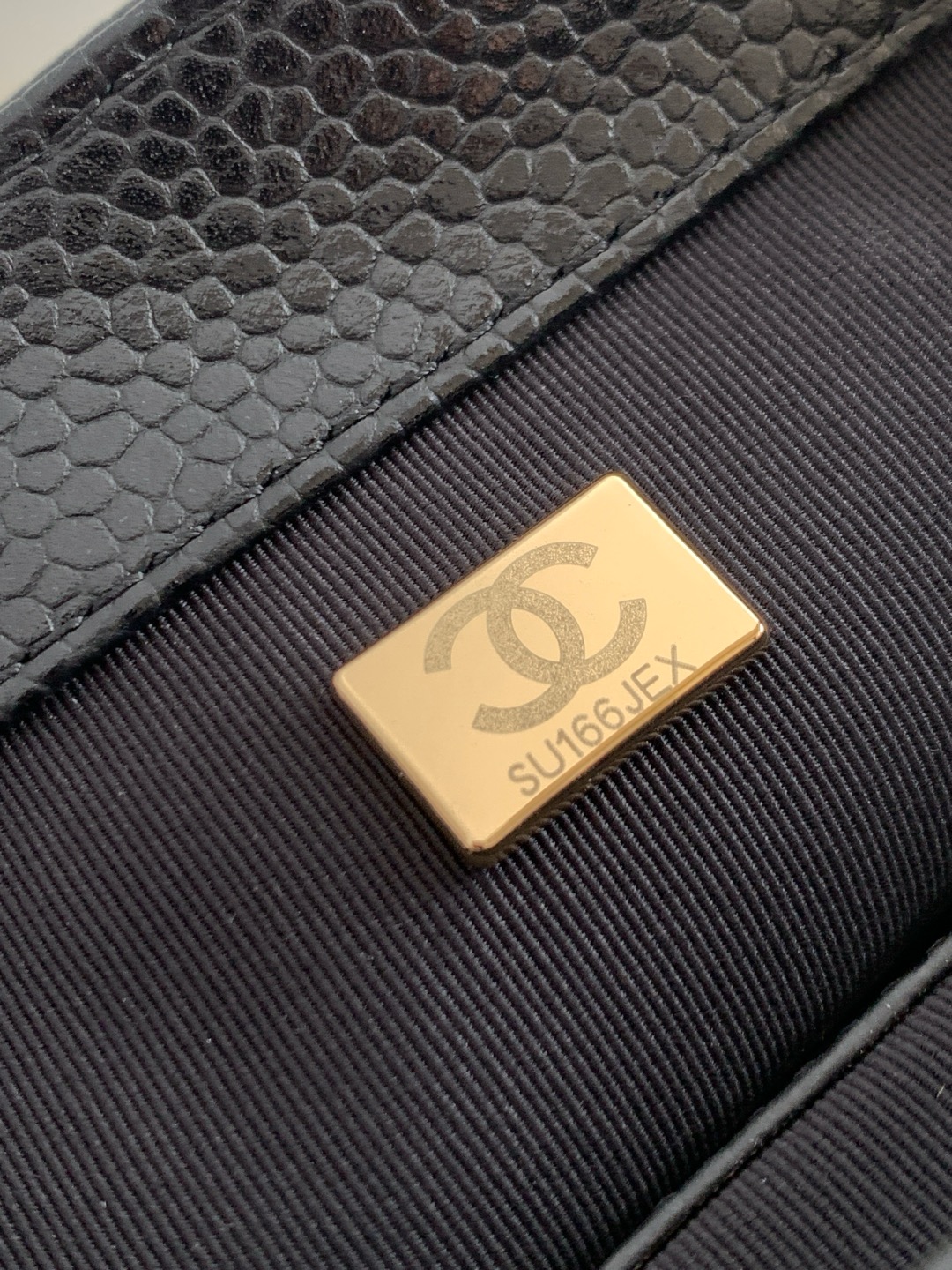 CHANEL Mini Flap Bag AP5147 black