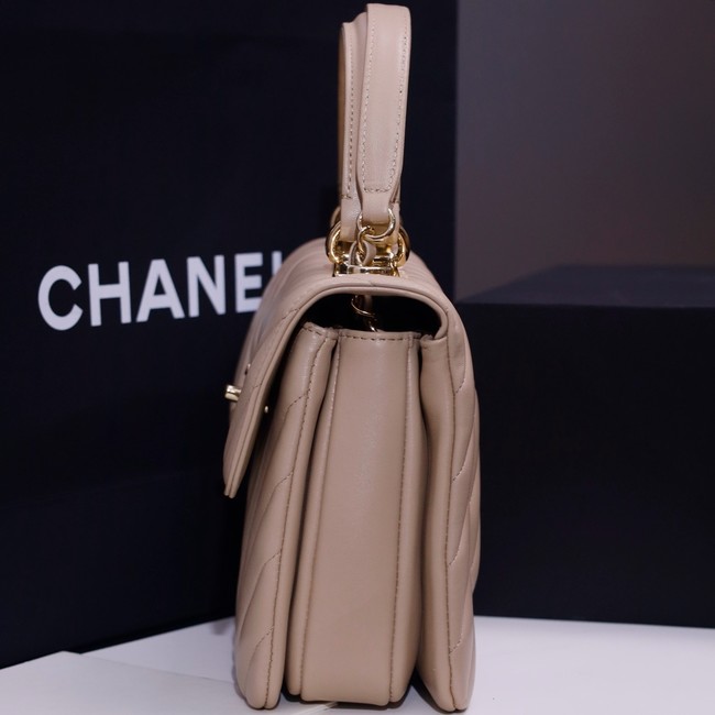 CHANEL small Flap Bag With Top Handle 92236-35