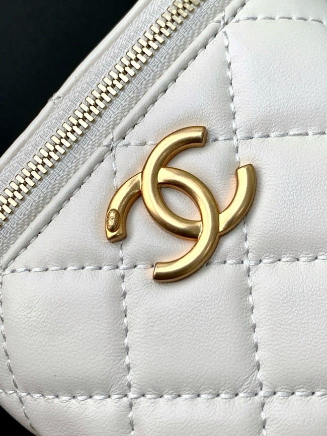 CHANEL Lambskin Small Vanity with Chain AP3941 white