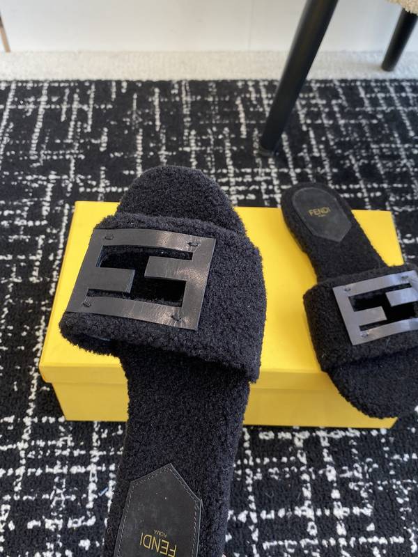 Fendi Shoes FDS00126