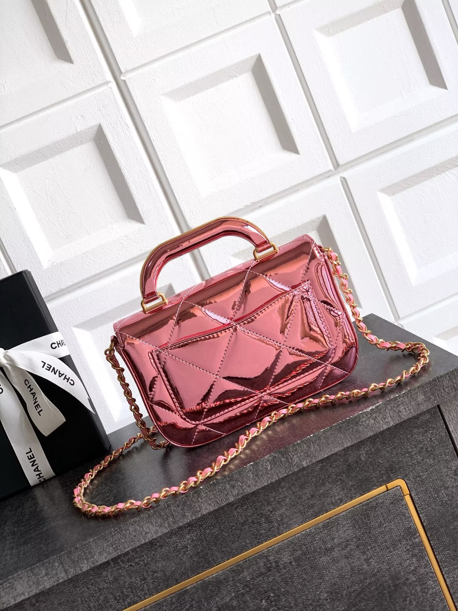 Chanel 25K Original Patent Leather Top Handle Bag A6320 Pink Chanel 25K Original Patent Leather Top Handle Bag A6320 Pink