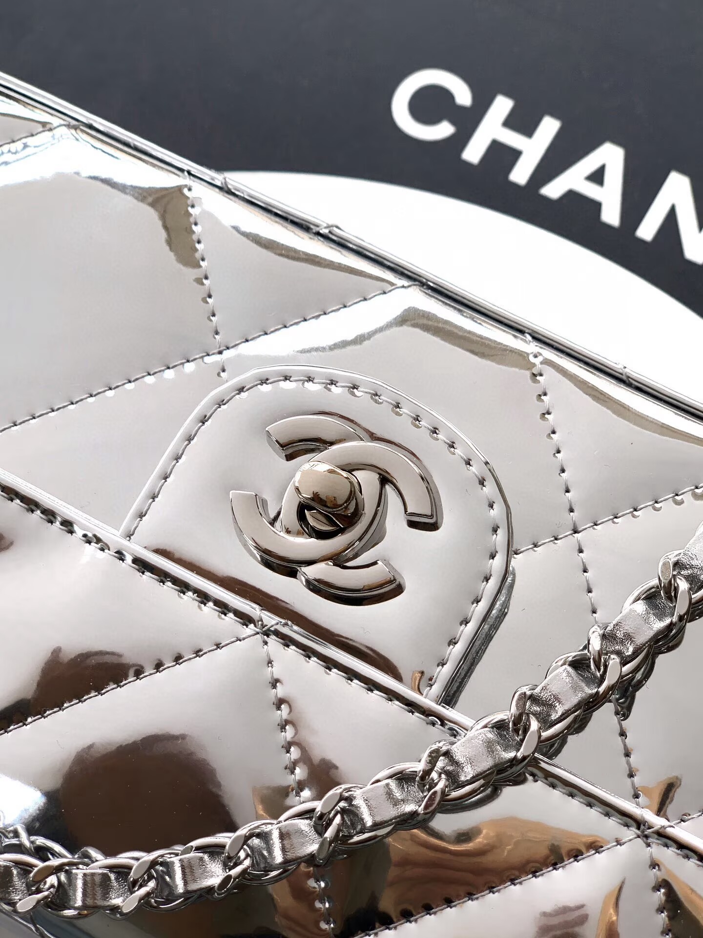 Chanel 25K Original Patent Leather Top Handle Bag A6321 Silver Chanel 25K Original Patent Leather Top Handle Bag A6321 Silver