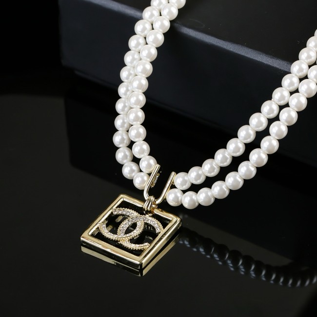 Chanel necklace CE81670