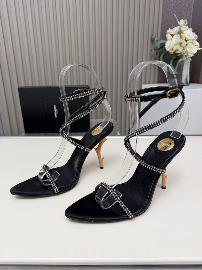 Saint Laurent sandals in Calfskin &and rhinestones 27109-7