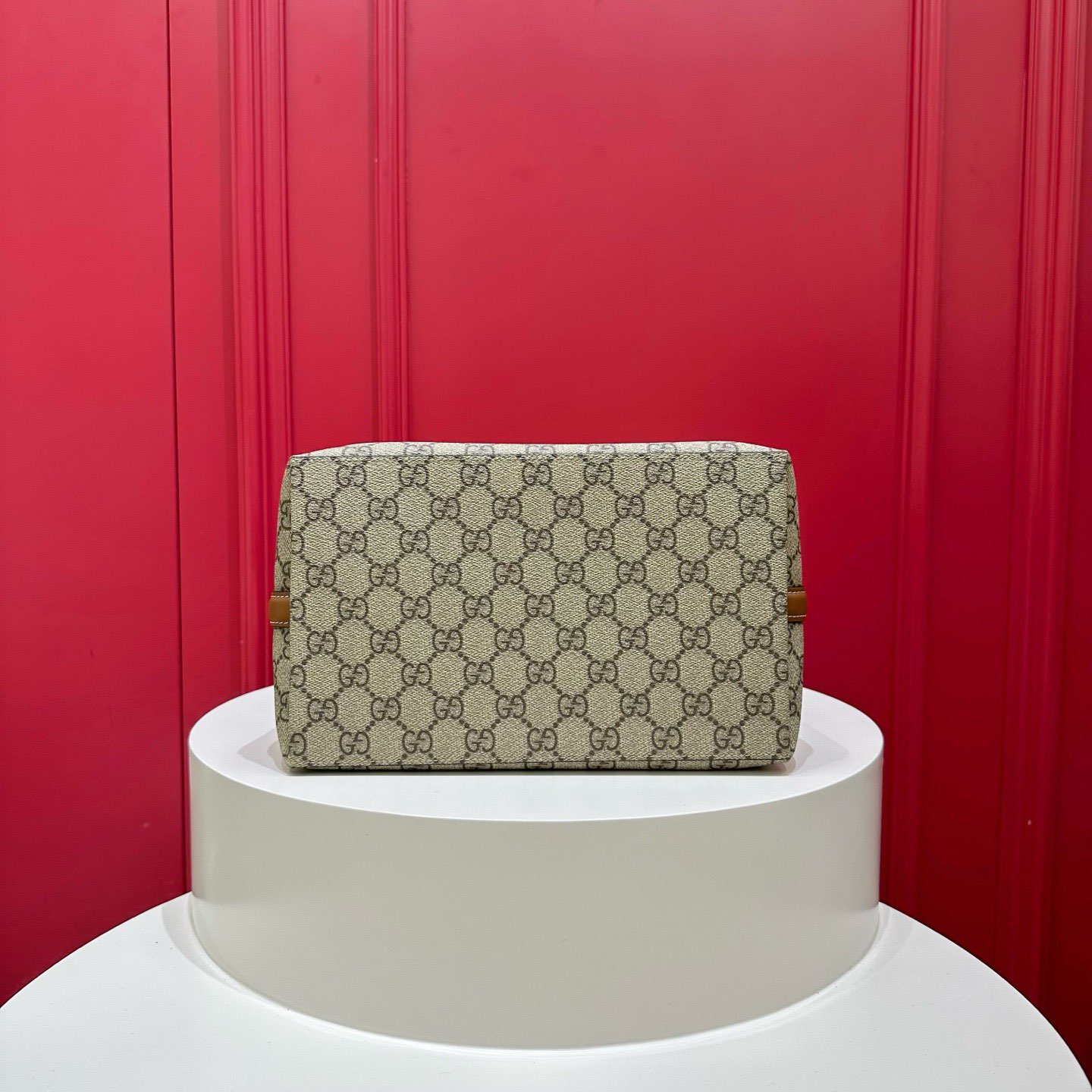 GUCCI GG Emblem medium bucket bag 815103 Brown