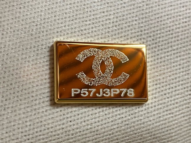 CHANEL Large Tote A66941 white