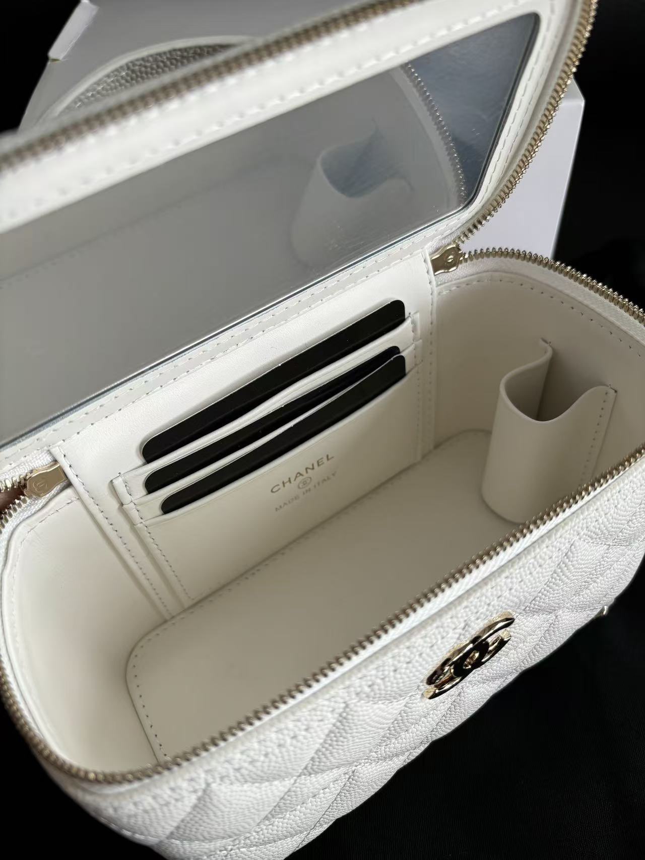 Chanel 25C Original Caviar Leather A96125 White Chanel 25C Original Caviar Leather A96125 White