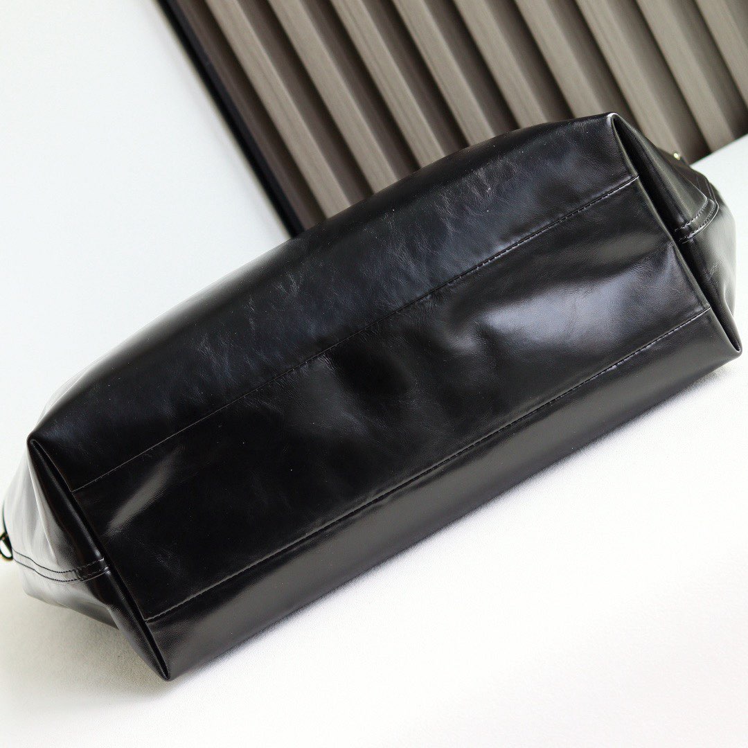 Gucci Giglio Original Oiled Leather large tote GG bag 853971 Black Gucci Giglio Original Oiled Leather large tote GG bag 853971 Black