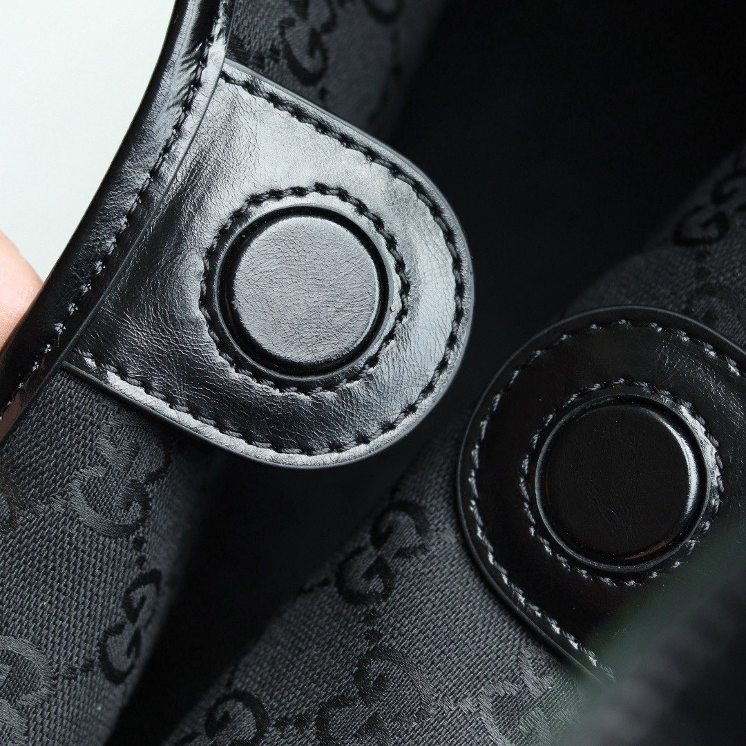 Gucci Giglio Original Oiled Leather large tote GG bag 853971 Black Gucci Giglio Original Oiled Leather large tote GG bag 853971 Black