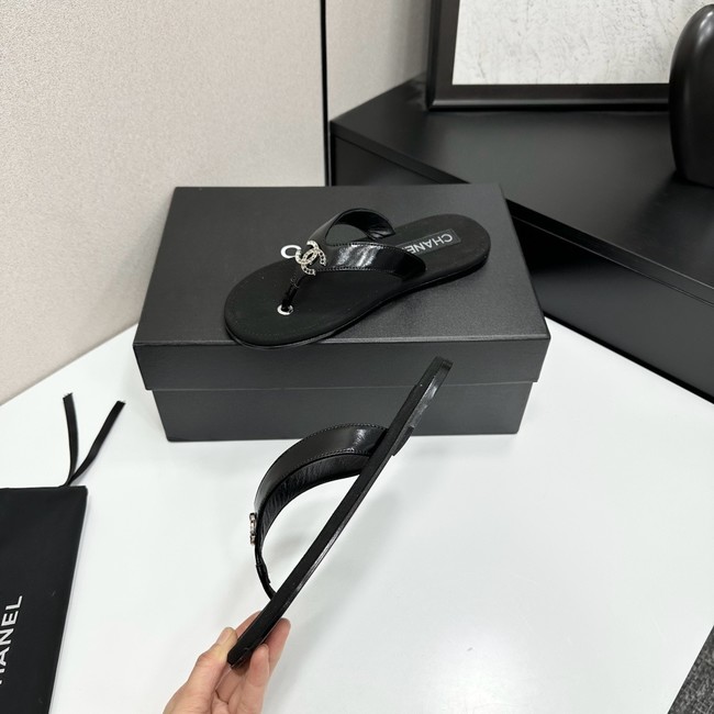 Chanel Thongs 21032-4