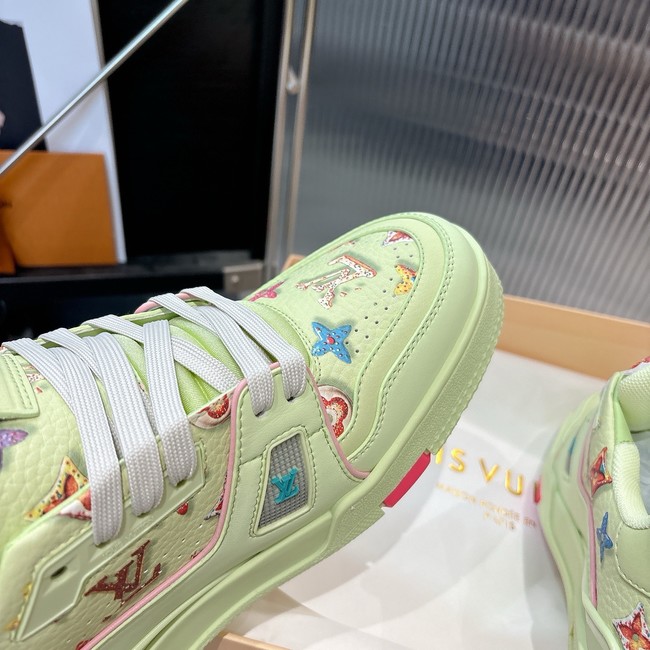 Louis Vuitton mens Trainer Sneaker 35965-1