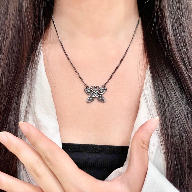 Chanel necklace CE81972