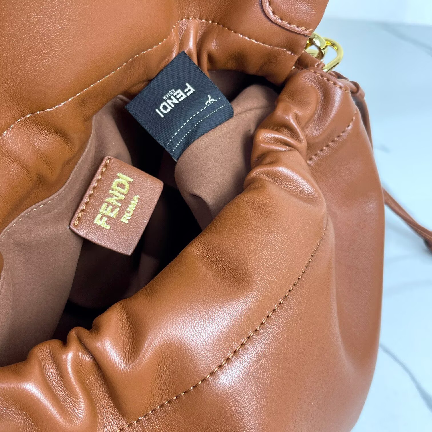 FENDI 2025 Mamma Baguette Original Leather Medium Bag FF8851 Brown FENDI 2025 Mamma Baguette Original Leather Medium Bag FF8851 Brown